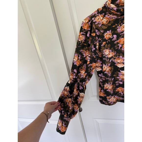 Floral High-Neck Blouse - Picture 4 of 6